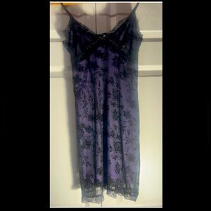 FOREVER 21 PURPLE WITH BLACK LACE OVERLAY SLIP DRESS SIZE XS